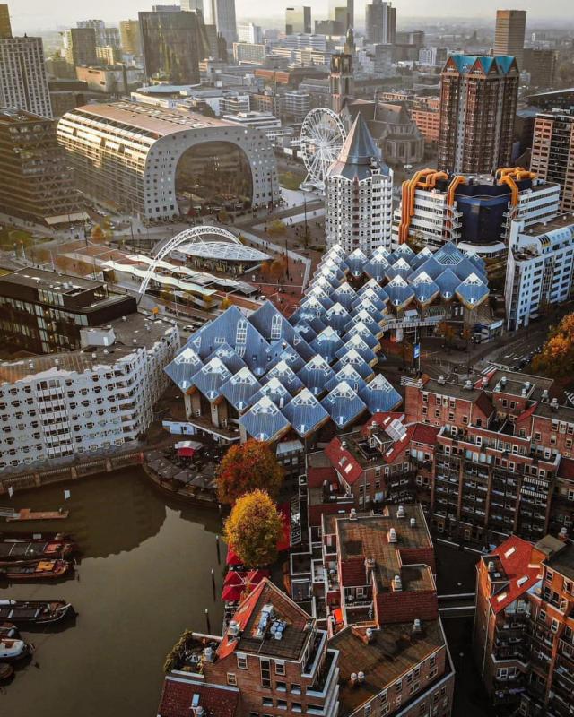 Blaak Markthal.jpg